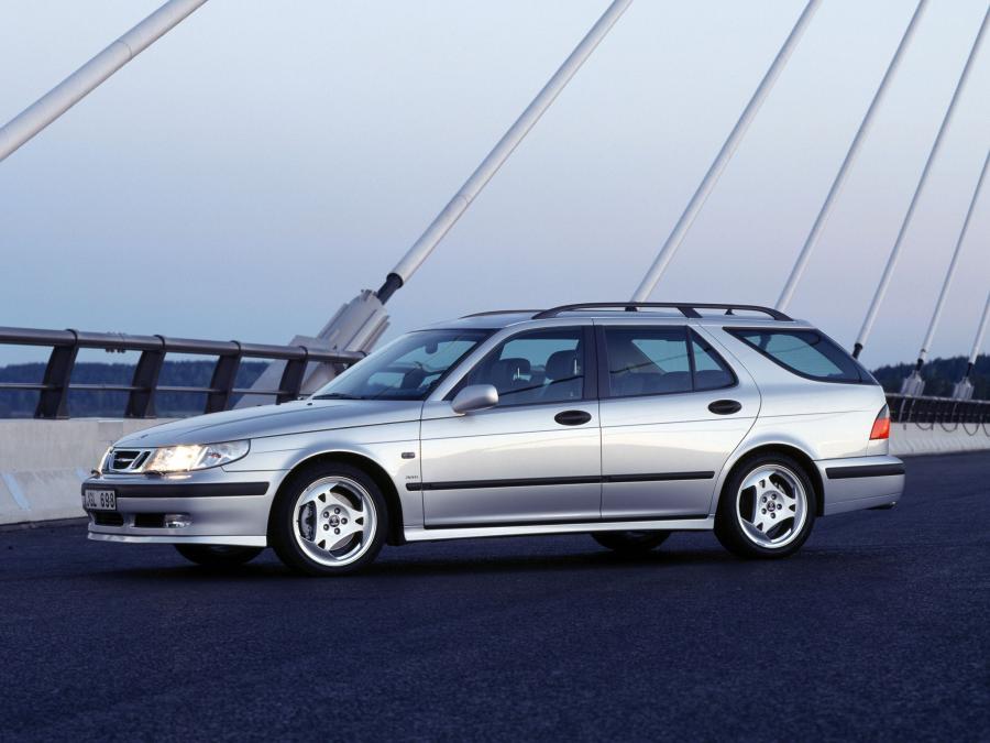  Saab 9-5 Aero Wagon 1999 года  (фото 24 из 33)